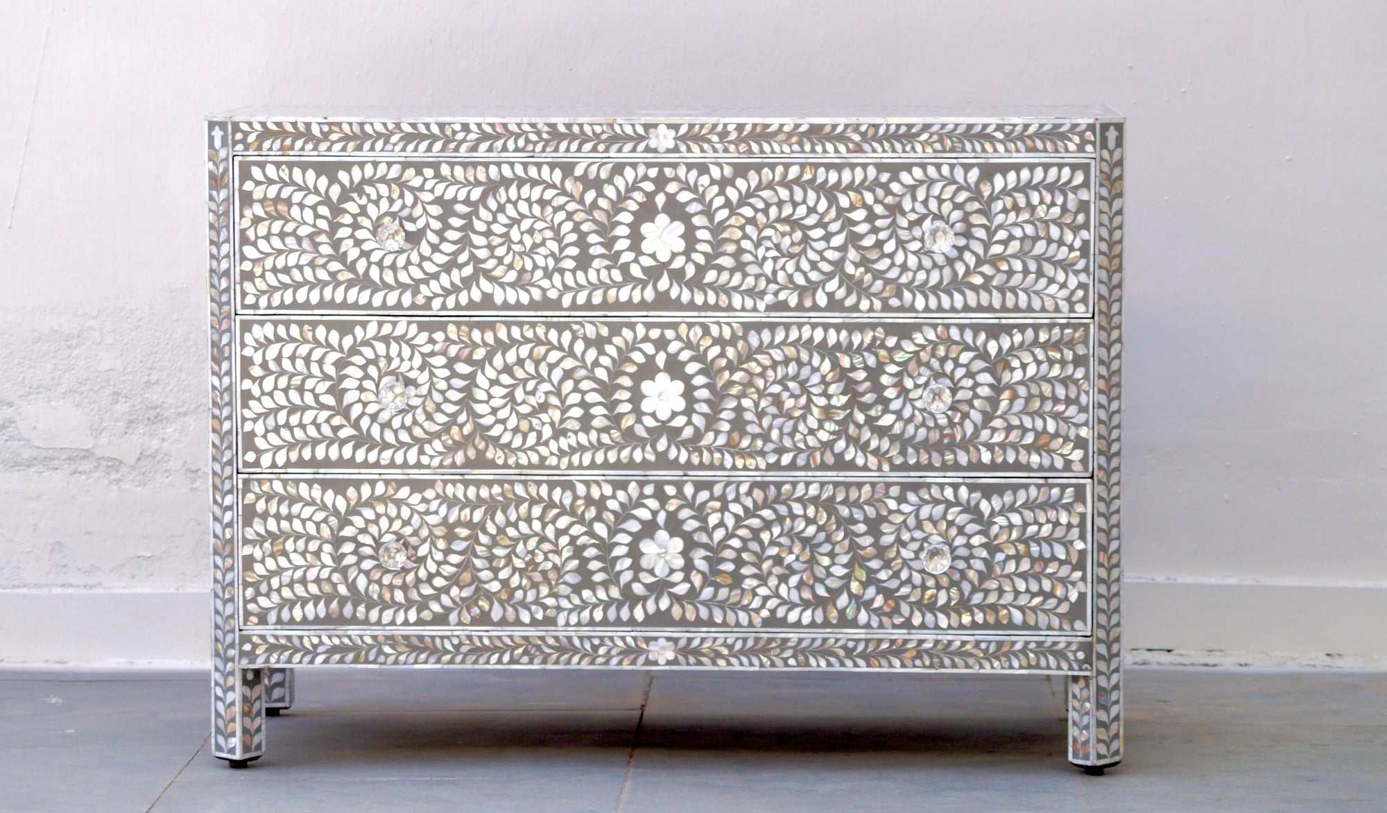 Mother of Pearl Chest of 3 Drawers -  Grey Floral